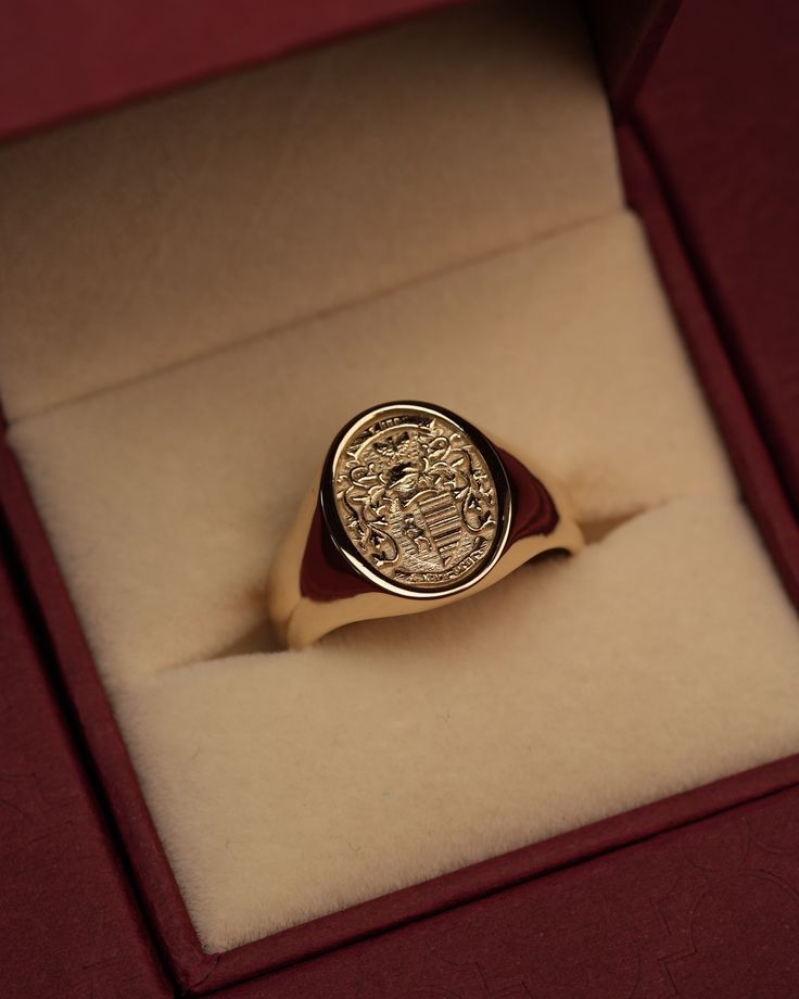 Quality ring gold color for men
